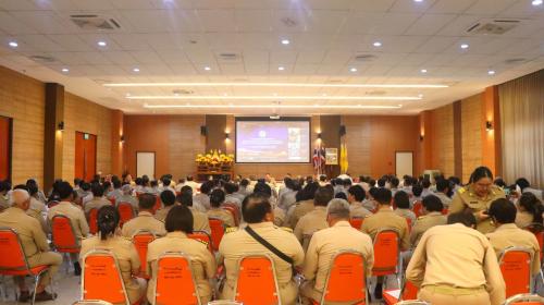 สพอ.เมืองสมุทรปราการ เข้าร่วมการประชุมหัวหน้าส่วนราชการและกำนันผู้ใหญ่บ้านอำเภอเมืองสมุทรปราการ ประจำเดือนตุลาคม 2569